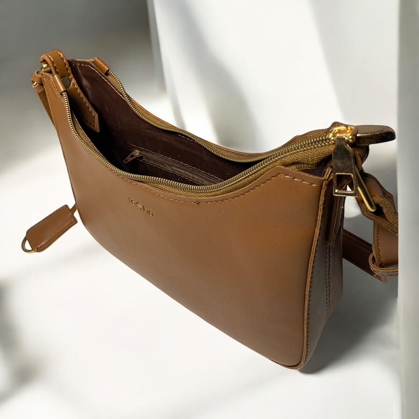 TASHA BAGUETTE - Coffee Brown